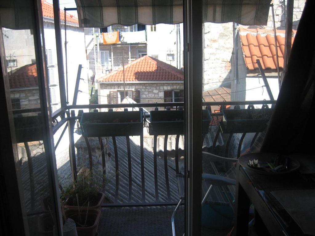 Split Central Guesthouse Экстерьер фото